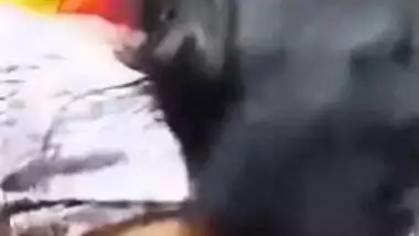 Lack of money makes the Desi woman find XXX way to pay rent