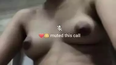 Today Exclusive- Sexy Tamil Girl Showing Her Nude Body To Lover On Video Call