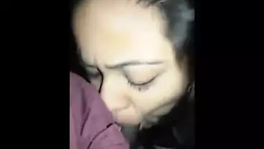 It isn't a problem for this splendid girl to serve Desi XXX tool