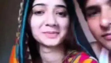 Super Hot Paki GF Smooch n Kiss & Boob Press by BF wid Urdu Audio