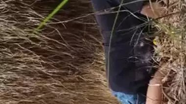 Desi XXX lovers outdoor hot fucking for the first time MMS