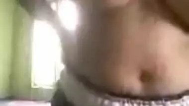 Today Exclusive- Desi Girl Showing Her Boobs On Video Call Part 2