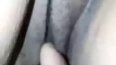 Horny Indian MILF allows man to spread XXX pussy lips and finger it