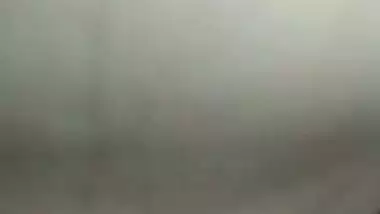 BF fucks his sexy GF’s tight, shaved pussy