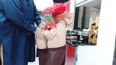 Pakistani Wife Anal Hole Fucked In The Kitchen While She Is Working With Clear Audio