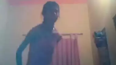 Nice Desi girl prepares for a date hoping to enjoy sex tonight