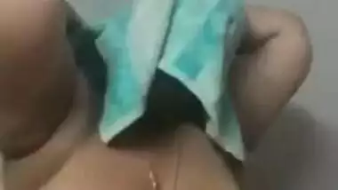 Sex is over and after shower Desi woman shows on cam her XXX jugs