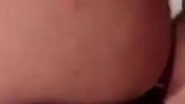 Horny Paki girl in mask fucked on camera in XXX chudai amateur sex video