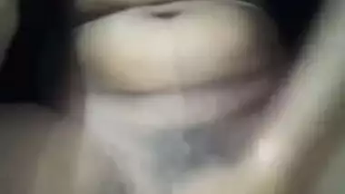 Desi whore plays with her tits and juicy XXX pussy for the camera