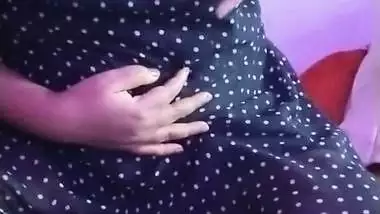 Hot Sexy Girl Show Here Body With Cloth