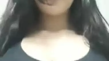 Nerdy Desi babe with big natural tits is ready for chudai fun