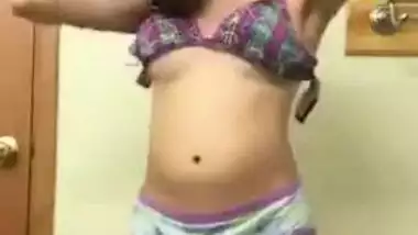 First porn video of the Desi woman with nice tits and skinny legs