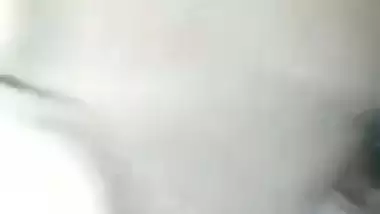 Desi XXX chick showing her boobs and shaved pussy on selfie cam