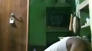 Man fills his busty aunt’s cunt with cum in aunty sex video