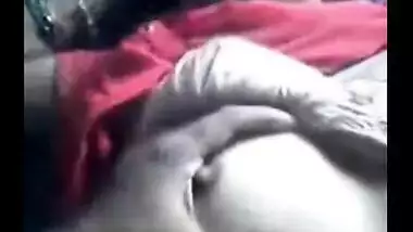Sex HD video of a beautiful girl satisfying her lover with a nice blowjob