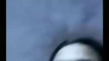 Married Desi mom with pierced nostril is going to show body to fans