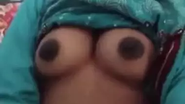 Paki chick can do XXX things even in her sex sleep having chudai