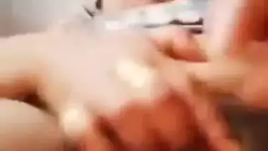 Village wife has XXX pinky flower to expose on camera in Desi porn