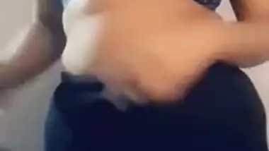 Mysterious Indian lady isn't in hurry to expose tits in porn video