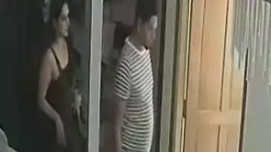 Famous Bengali celebrity showing big boobs viral MMS