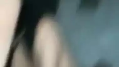 Video of Desi slut who is fucked by her XXX buddy on the bed for free