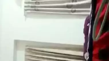 Fiery Bangladeshi girl poses all naked for private Desi XXX video