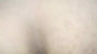 Pervert’s desi fingering turns the girl into a whore