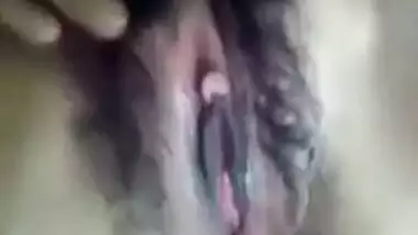 Eccentric Dehati wife with bush loves XXX affair for online Desi lovers