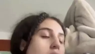 Amateur Cutie Giving Amazing Blowjob to BF