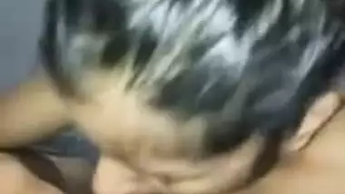 MMS video of Hindi MILF who tries oral XXX sex with Desi partner