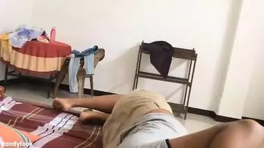 Sri lankan beauty girl suck ball and lick ass hole her bf ,clear sinhala voice