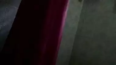 Today Exclusive- Desi Bhabhi Record Her Bathing Video For Lover