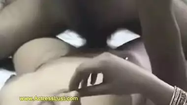 A desi wife records her Indian xxx video on her honeymoon