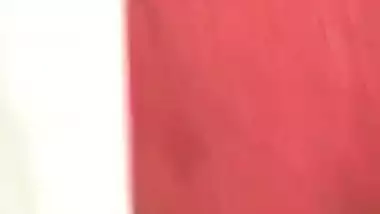 Tanker MILF bathing caught by horny neighbor