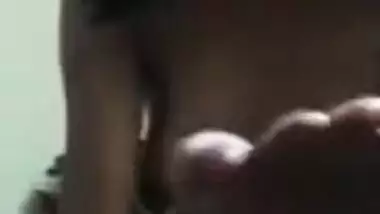 Desi amateur XXX model invites fans to see her small sex twins