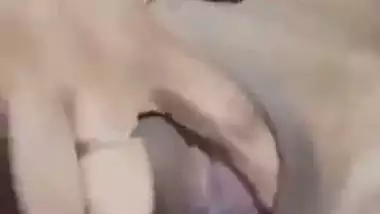 Desi Young Bhabi Showing