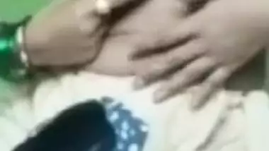 Indian aunty takes off bra to brag about XXX fruits on the camera