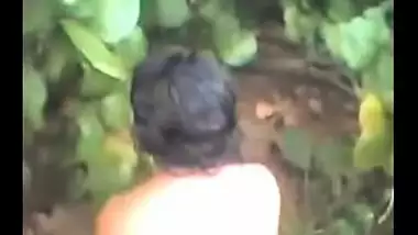 Bubble butt college girl’s outdoor hardcore fuck mms