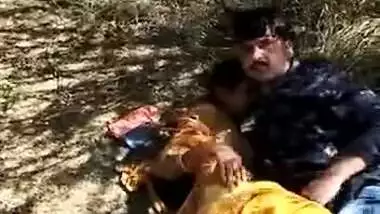 Today Exclusive- Desi Village Cheating Wife Out Door Sex With Lover Record By Village Guy