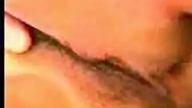 XXX sex com of a desi office girl having fun with her boss in a hotel room