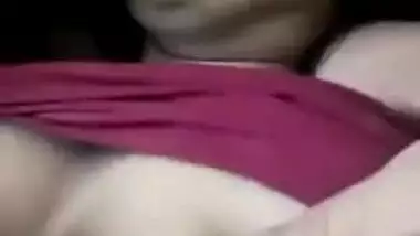 Man kisses and squeezes Desi spouse's XXX tits for homemade MMS clip