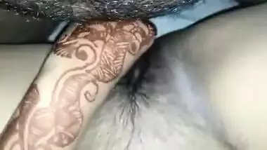Guy's XXX tool isn't hard enough and Desi girl brings tattooed hand into play