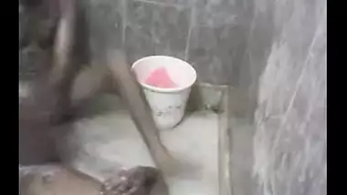 Indian shower porn videos recorded in a desi hotel