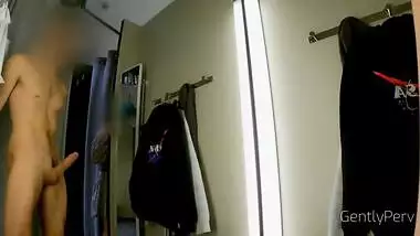 DRESSING ROOM ADVENTURE: I show my naked body for a sexy lady...she can't resist and makes me cum