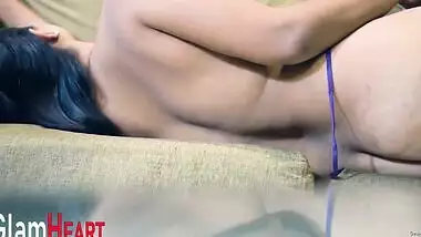 Chubby Desi model takes part in glamorous XXX photo shoot on couch